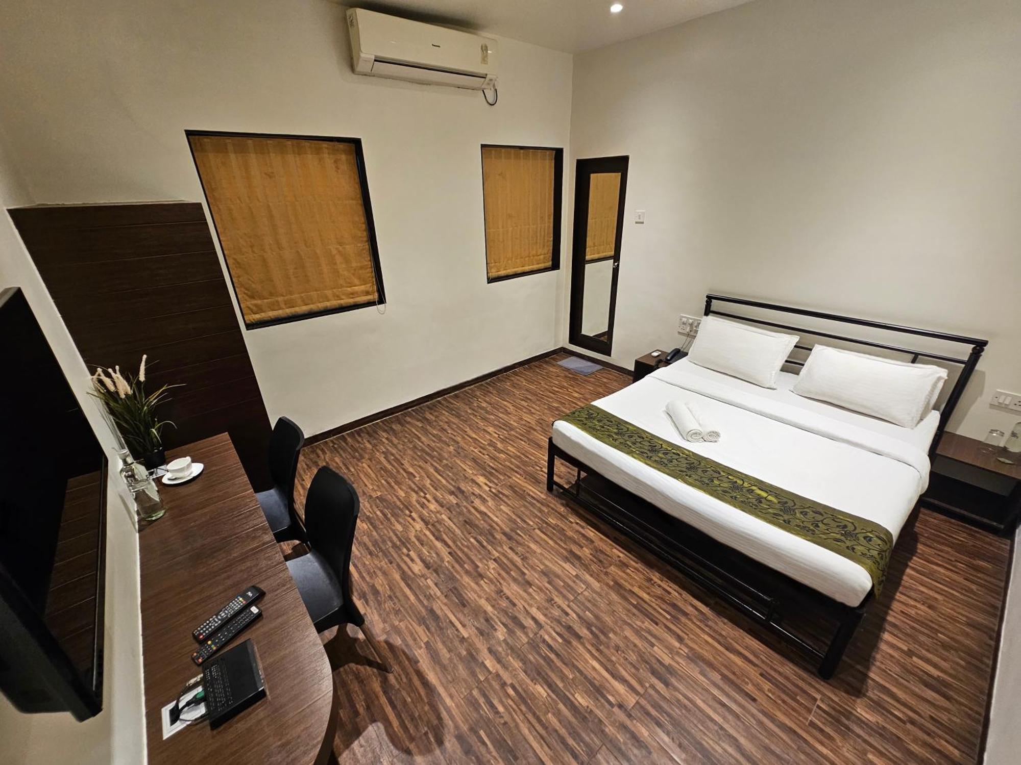 Hotel Kumkum — Photos 3